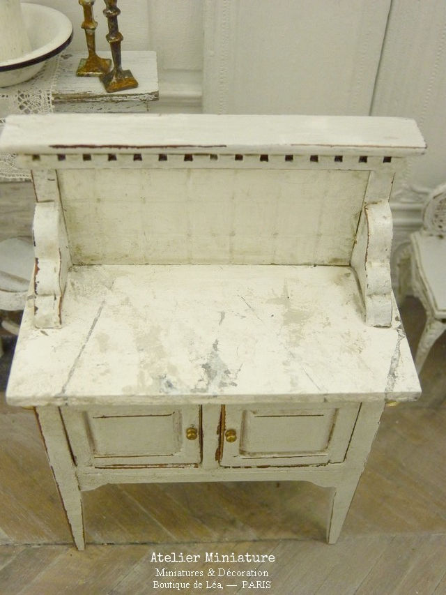 Thumbnail: Table de Toilette Rétro, Mobilier de Maison de Poupée, 1/12