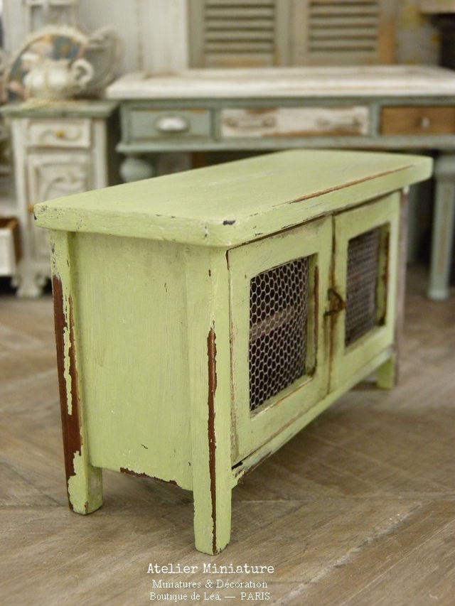 Thumbnail: Garde-Manger Miniature en Bois, Maison de Poupée, Échelle 1/12