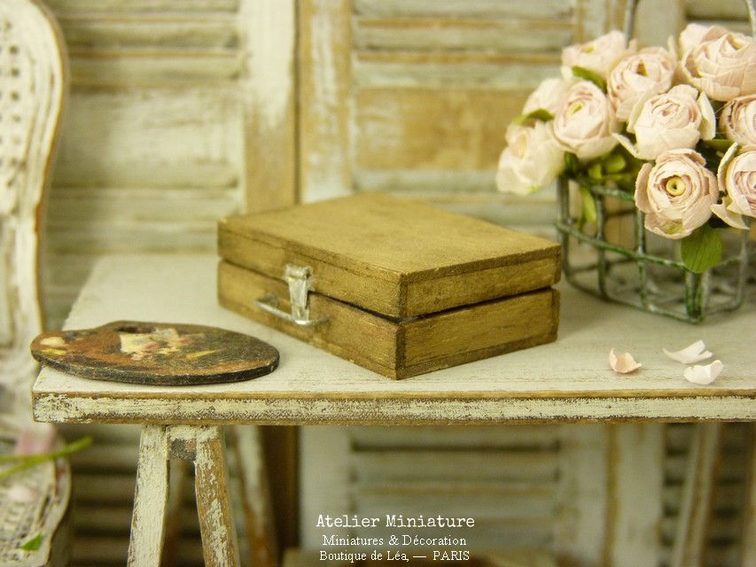 Miniature : Mallette d'Artiste-Peintre, Miniature en Bois, Maison de Poupée, Échelle 1/12