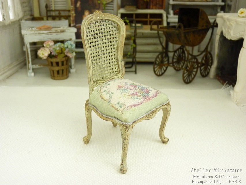 Thumbnail: Chaise Louis XV, Imitation Cannage, Rose Aubusson, Maison de Poupée