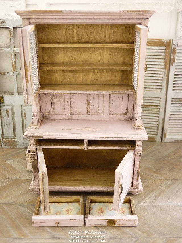 Miniature : Vaisselier Miniature en Bois, Chippy Shabby Rose