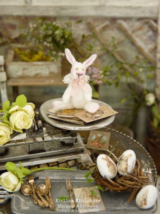 Miniature : Petit Lapin Blanc Miniature, Maison de Poupée