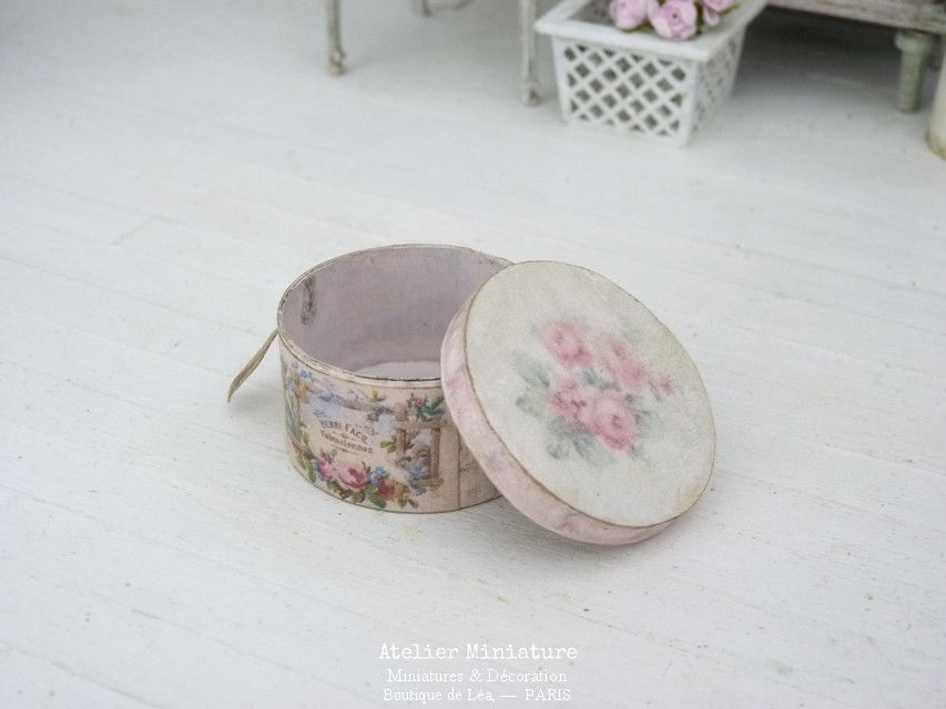 Miniature : Boîte à Chapeau Ronde Vintage, Maison de Poupée, 1/12
