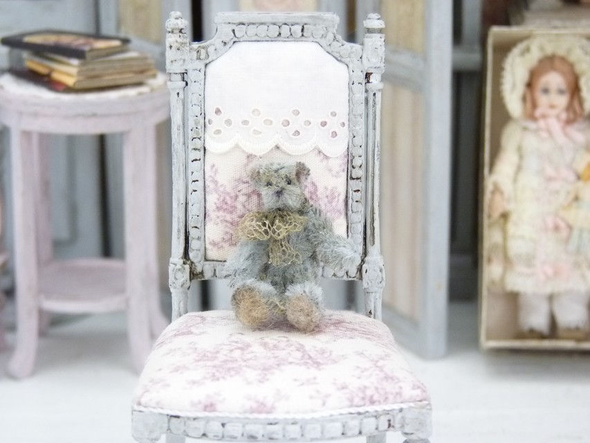 Thumbnail: Ourson Gris Bleuté Vintage Miniature, Maison de Poupée, 1/12
