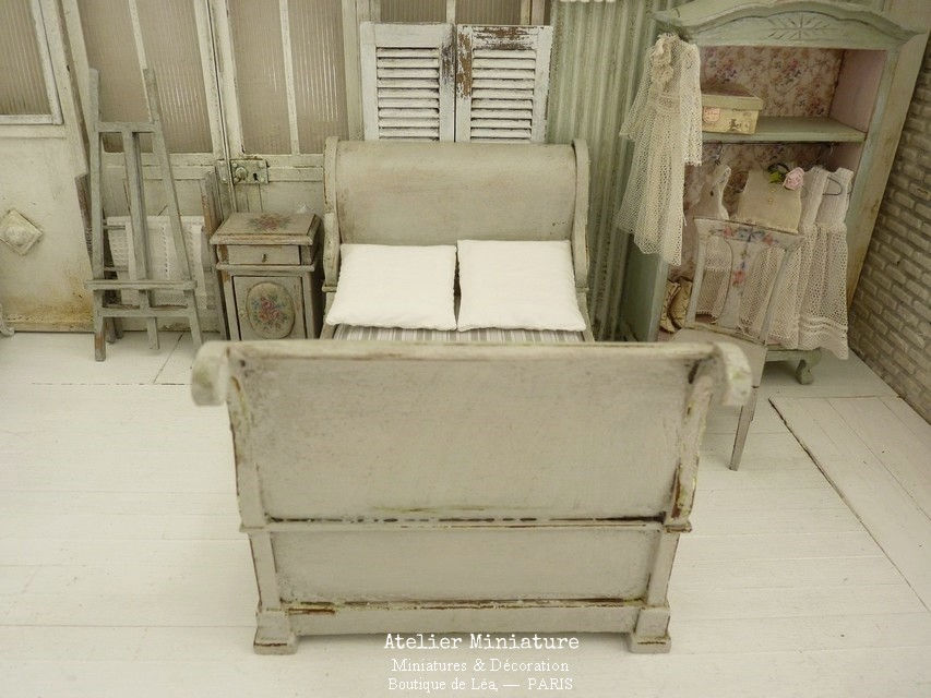 Thumbnail: Lit Bateau Miniature, Empire, Gris Shabby Chic, Échelle 1/12