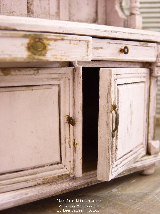 Miniature : Vaisselier Miniature en Bois, Chippy Shabby Rose