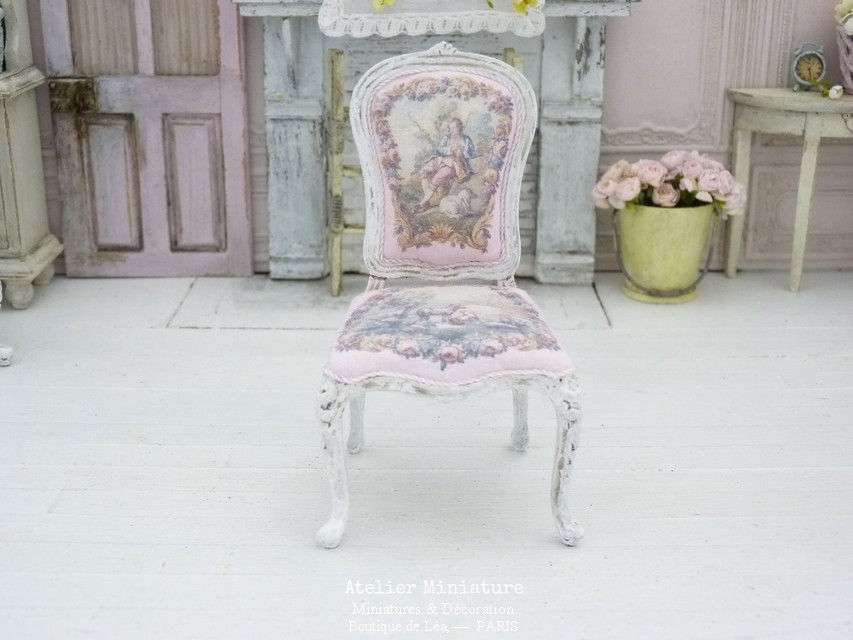 Chaise Louis XV, Aubusson Pastoral, Maison de Poupée, Échelle 1/12