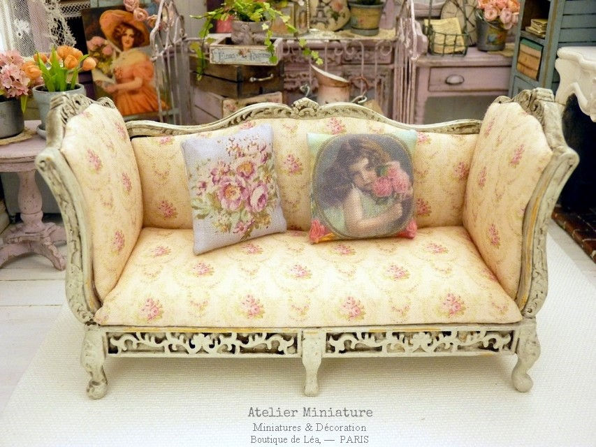 Thumbnail: Sofa Victorien de style Louis XV, Imitation Cannage, Maison de Poupée