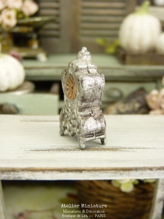 Thumbnail: Horloge Miniature Métal, Shabby Chic, 1/12
