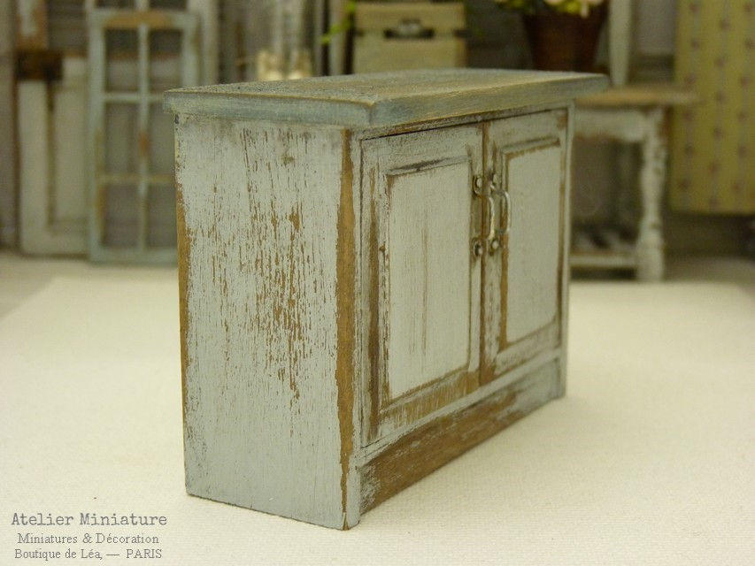 Miniature : Buffet Miniature, Deux Portes, Deux gris vieillis, Maison de Poupée, Éc