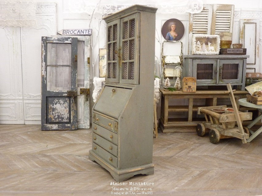 Miniature : Bureau Bibliothèque Shabby Chic, Miniature en bois, Maison de Poupée, 1/12
