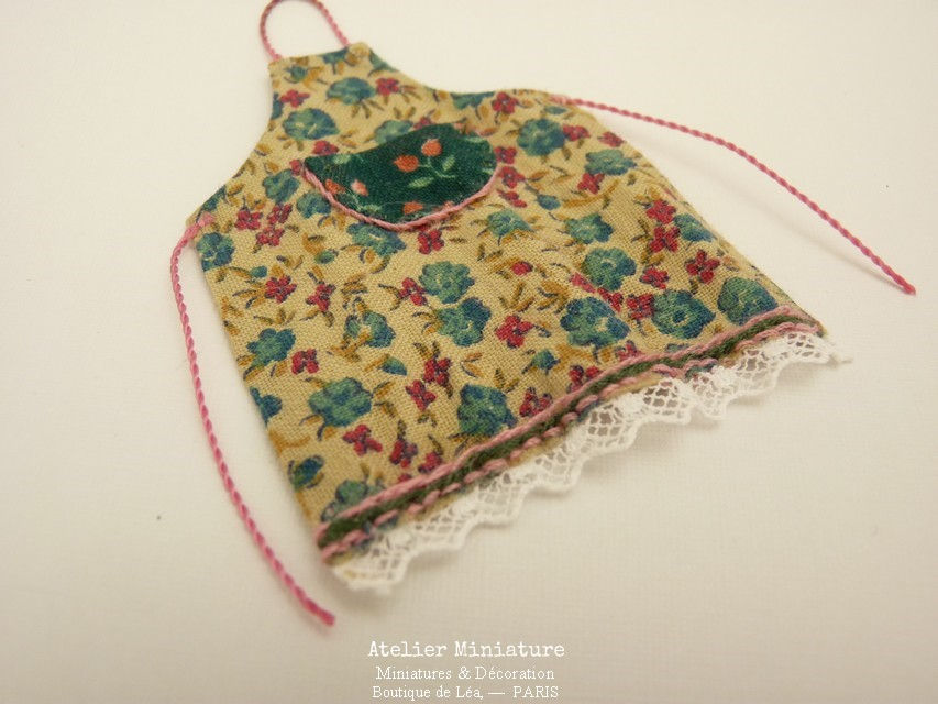 Thumbnail: Tablier Miniature, Échelle 1/12