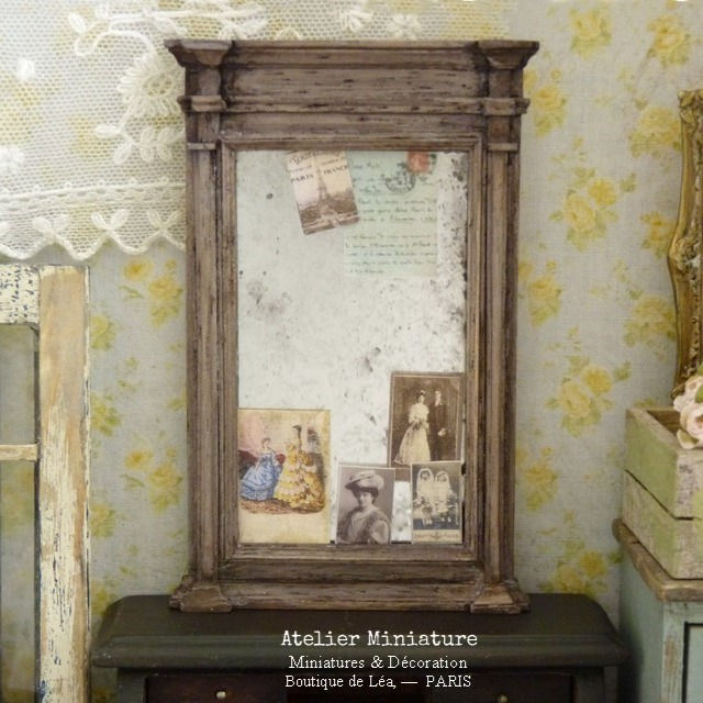 Miroir Vieilli Miniature en Bois, Maison de Poupée, Échelle 1/12