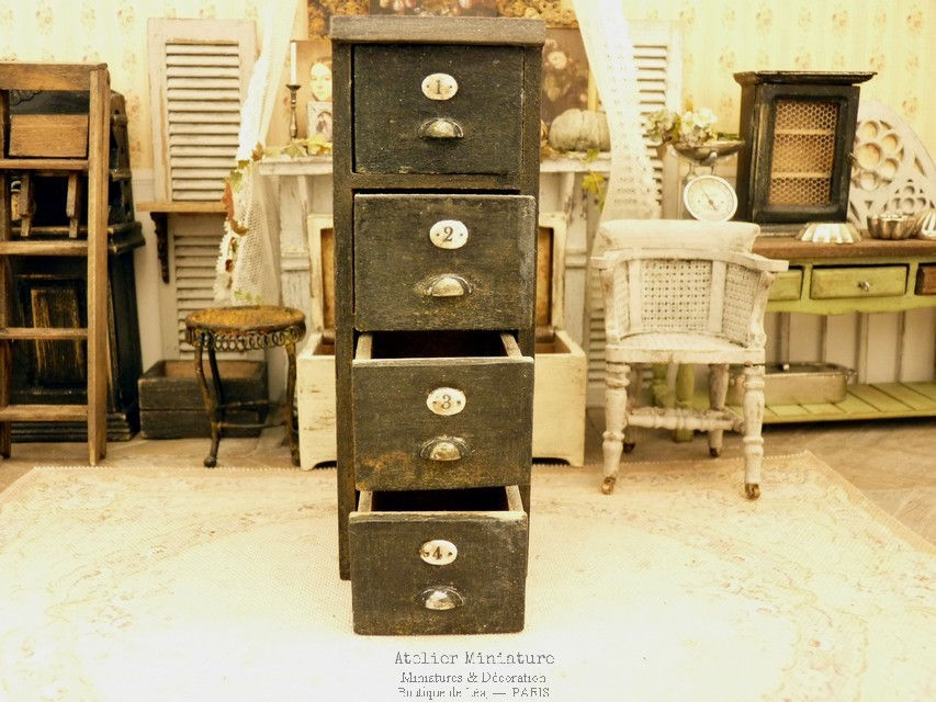 Miniature : Meuble Casiers de Rangement Numérotés, Maison de Poupée, Échelle 1/12