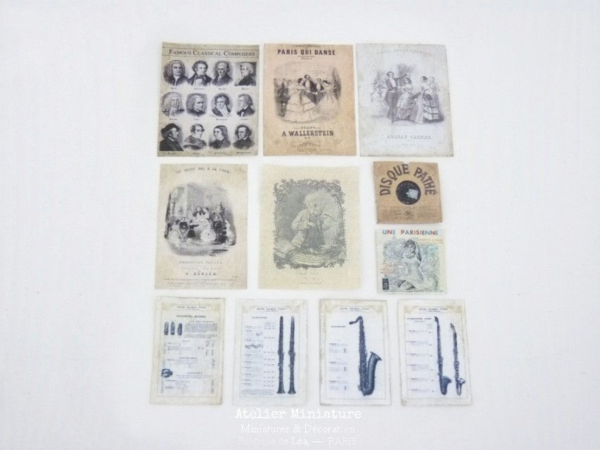 9 Affiches + 2 Pochettes de Disques, Miniatures en Papier