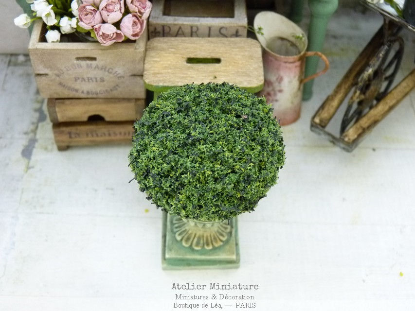 Miniature : #1 - Coupe Médicis, Miniature en Résine, Shabby Vert de Gris, Maison de Poupée