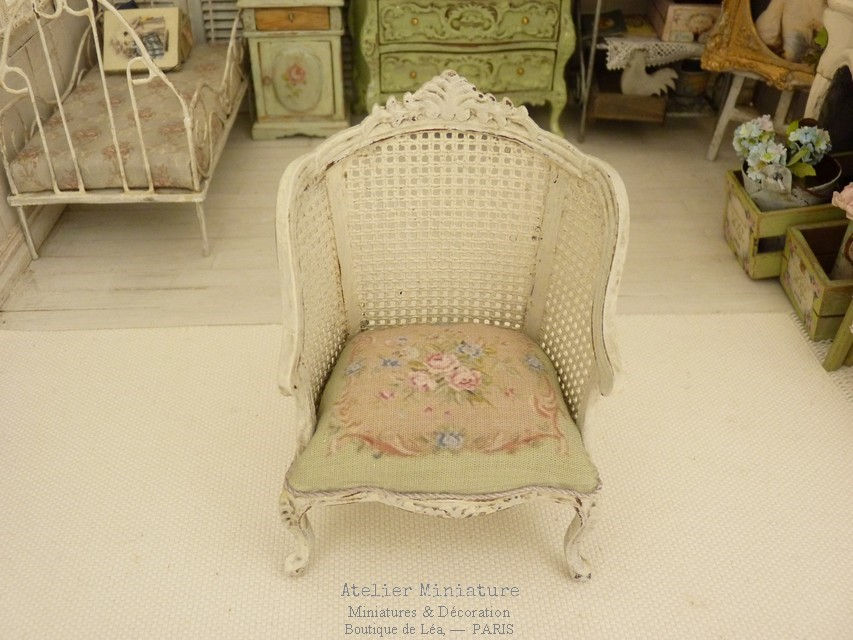 Thumbnail: Fauteuil Louis XV, Imitation Cannage, Mobilier de Maison de Poupée, 1/12