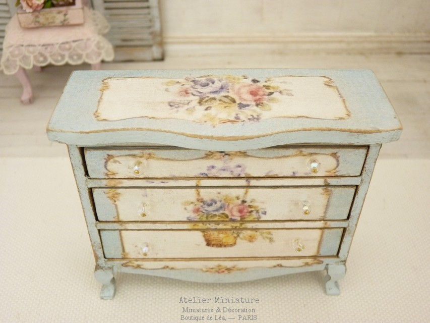 Thumbnail: Commode Marie-Antoinette, Décors Imprimés, Maison de Poupée, Échelle 1/12