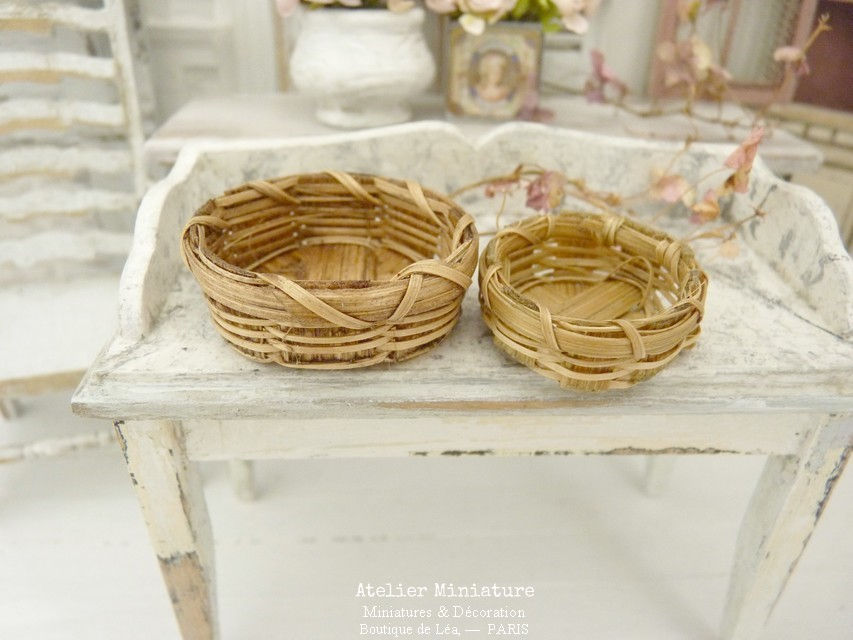 Thumbnail: 2 Paniers en Lamelles de Bois, Maison de Poupée, 1/12
