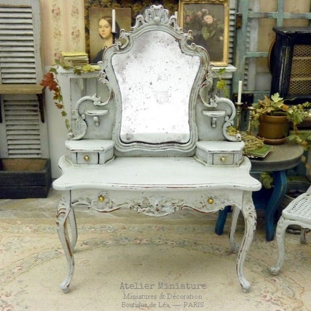 Coiffeuse Miniature en Bois Shabby Chic, Louis XV, Échelle 1/1
