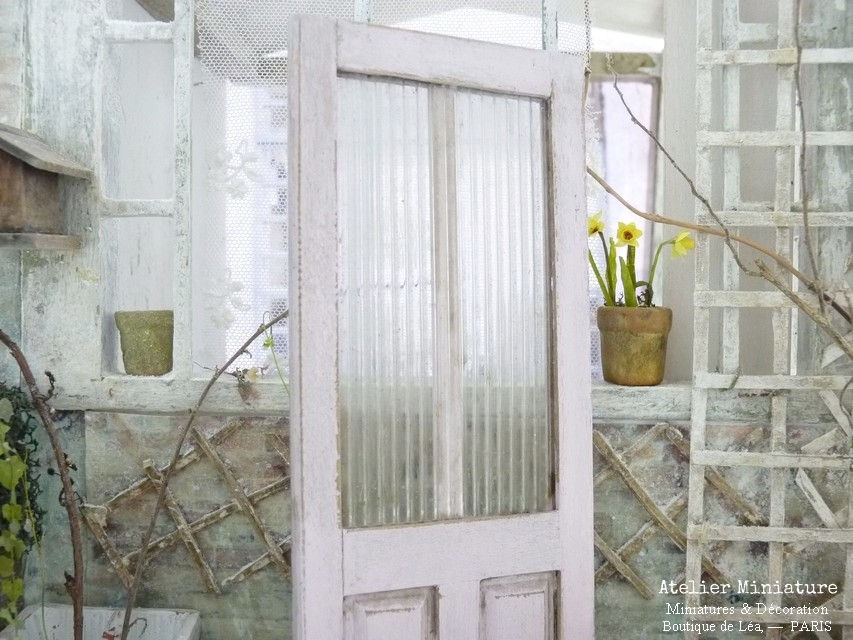 Thumbnail: Porte d'Atelier, Shabby Chippy, Maison de Poupée, Échelle 1/12