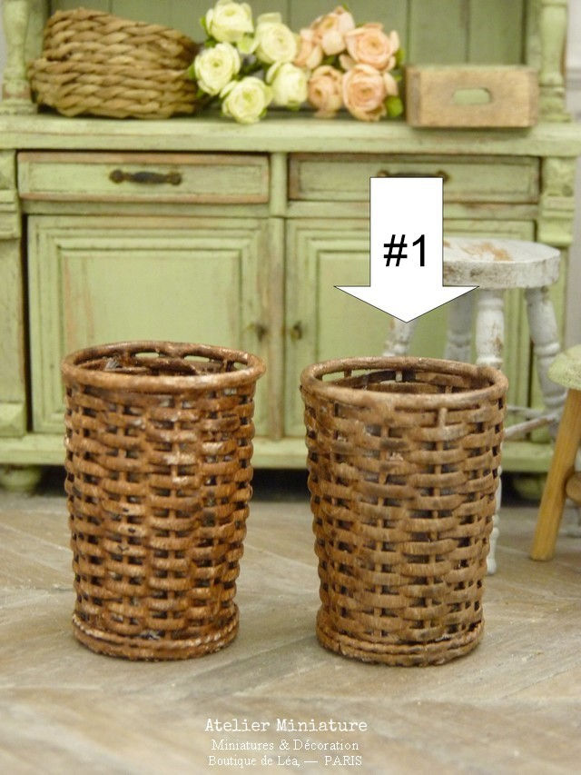Thumbnail: #1 - Corbeille Miniature, Métal tressé, Imitation osier, Maison de Poupée