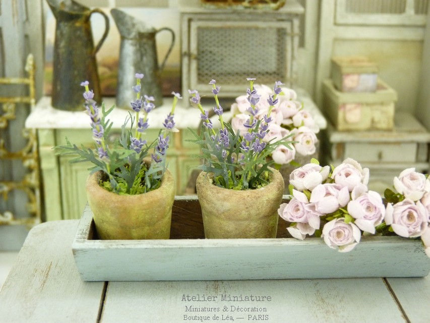 Miniature : Jardinière Miniature en Bois, Maison de Poupée, Échelle 1/12