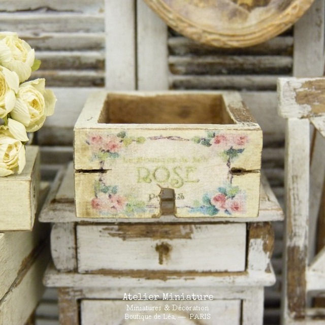 Cagette Miniature en Bois, Jaune-Crème, Échelle 1/12