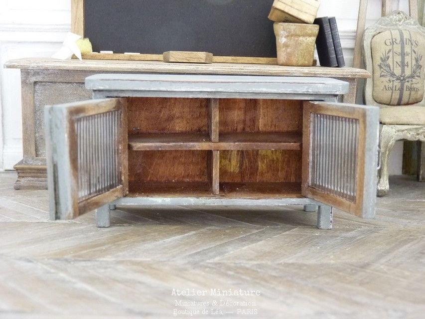 Miniature : Garde-Manger Miniature en Bois, Maison de Poupée, Échelle 1/12