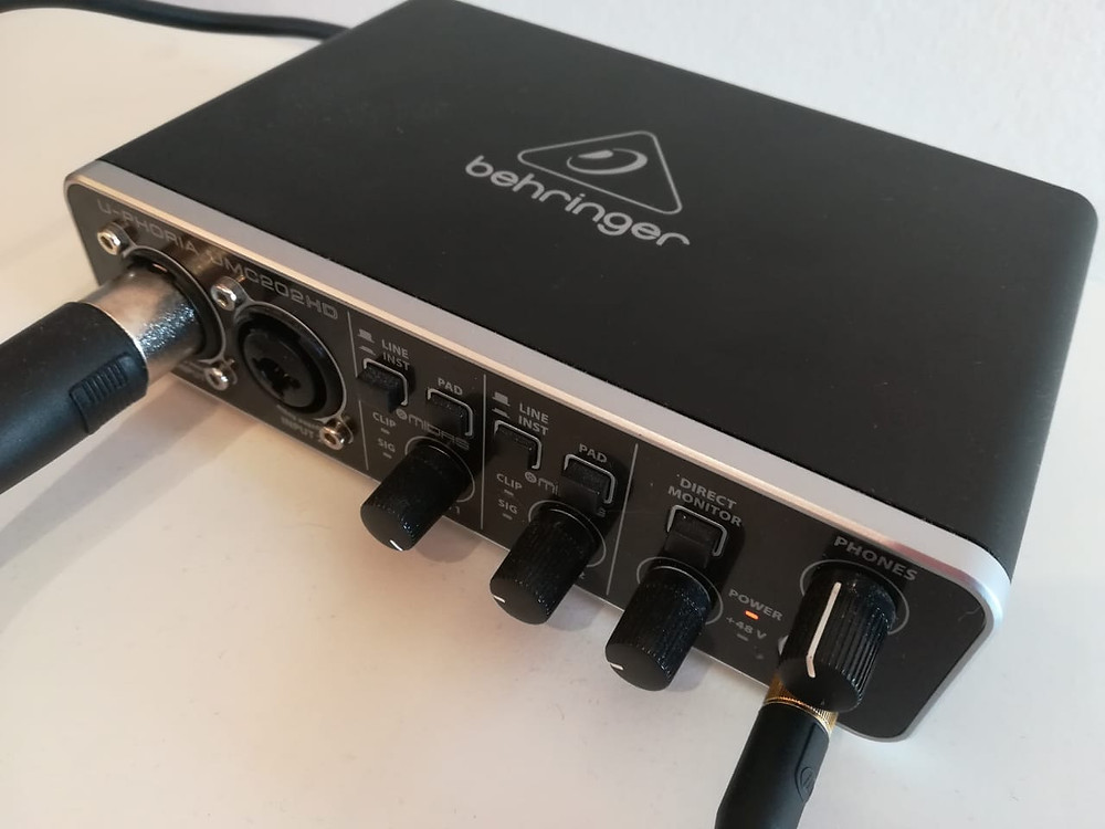 Behringer UMC202HD