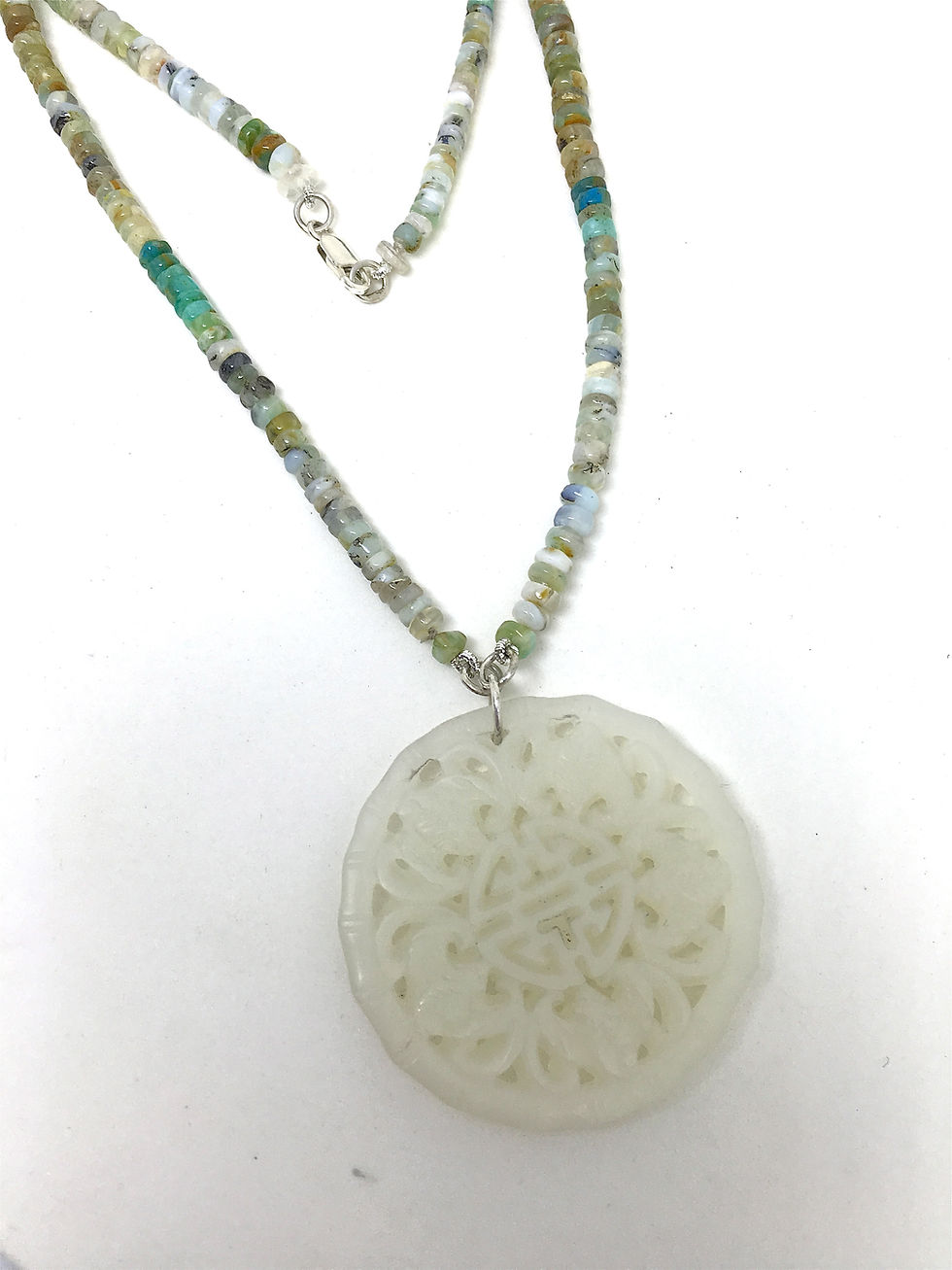 Colar em Opala Peruana e prata com pingente Jade