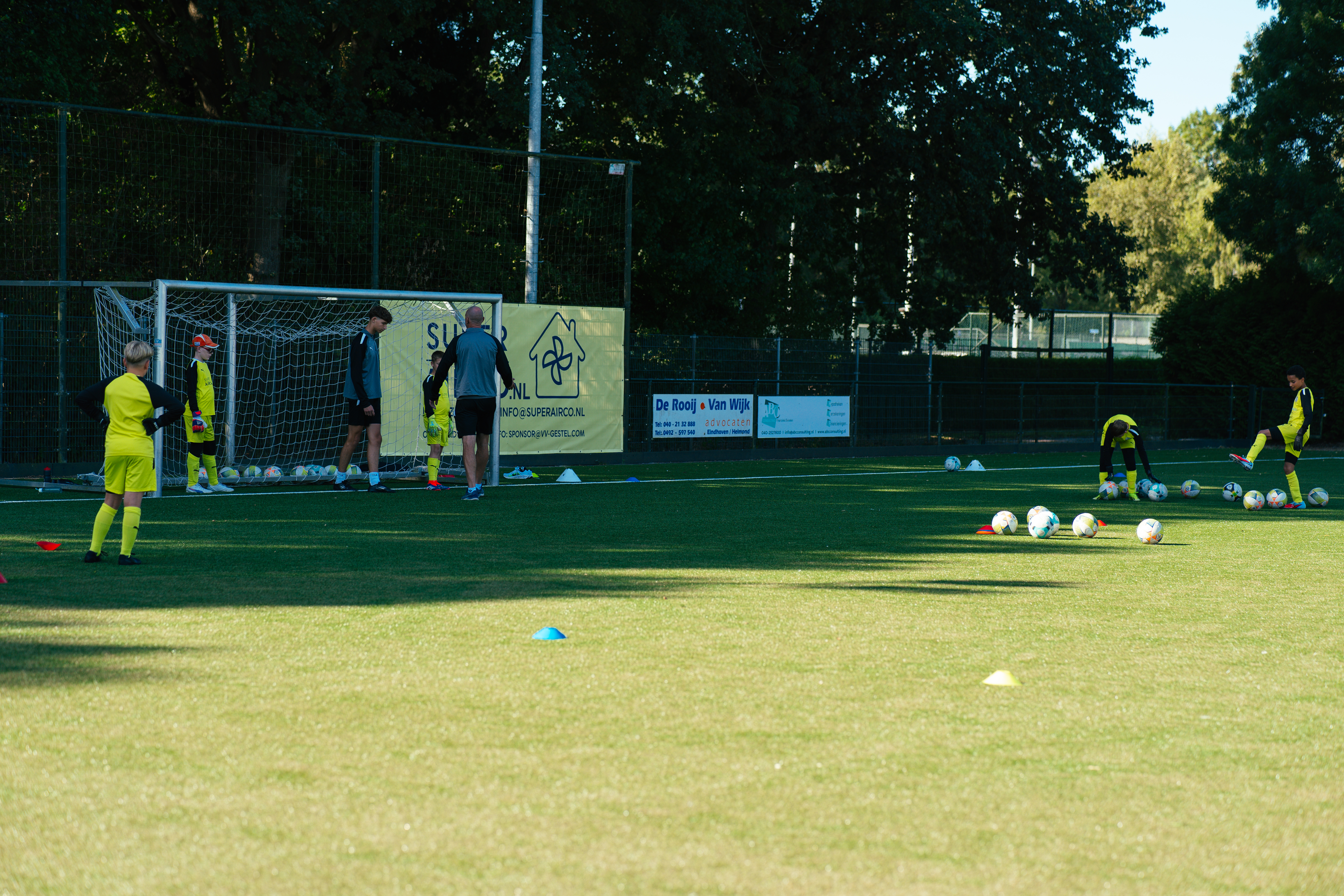 Soccer_academy_Talents_Eindhoven_keepers.jpg