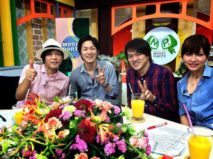2015年5月15日 TOKAIケーブルテレビ「トコカラグランプリ」優勝者の太田克樹くんとプロデューサーの近藤薫さん