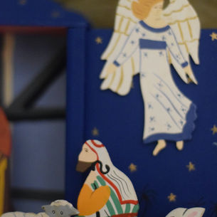 Glory to the Newborn King