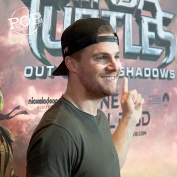 Stephen Amell at the Philadelphia premiere of "Teenage Mutant Ninja Turtles: Out of the Shadows" Photo by Nick Bergmann.