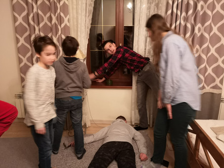 Школа детективов возобновляет работу