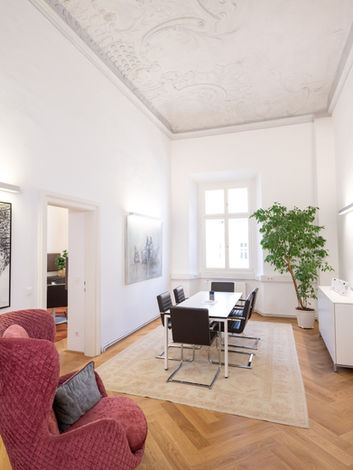 Besprechungszimmer im Notariat Stein & Pöschl
