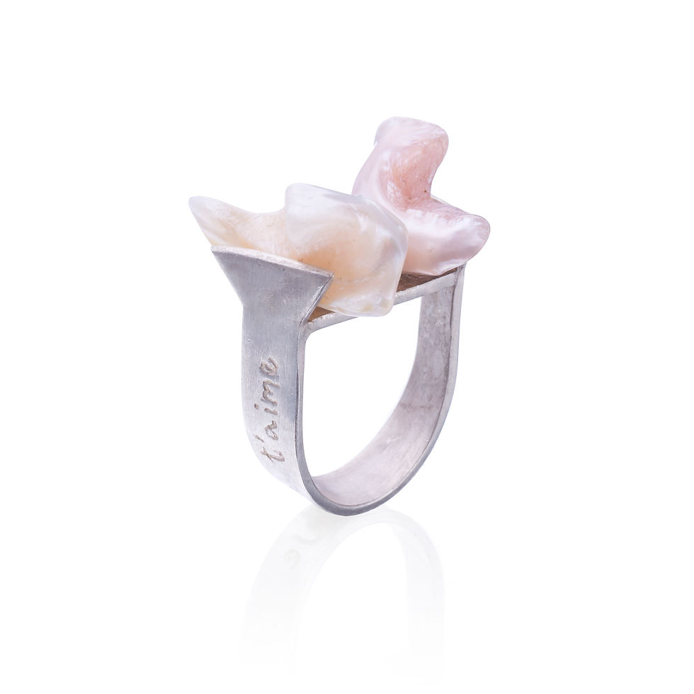 Thumbnail: Je T'aime Ring