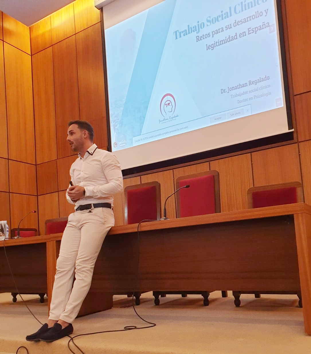Presentación de la Guía Breve del Trabajo Social Clínico
