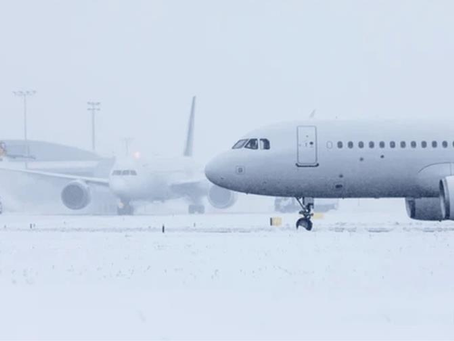 Aerolíneas cancelan más de 1,000 vuelos en EE. UU. por el clima invernal