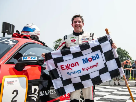 Jimmy Llibre hace historia al ganar carrera de Porsche