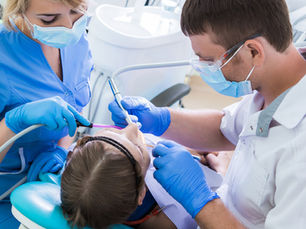 İngiltere’de Resmî Diş Hekimliği Uzmanlık Dalları Hangileridir?