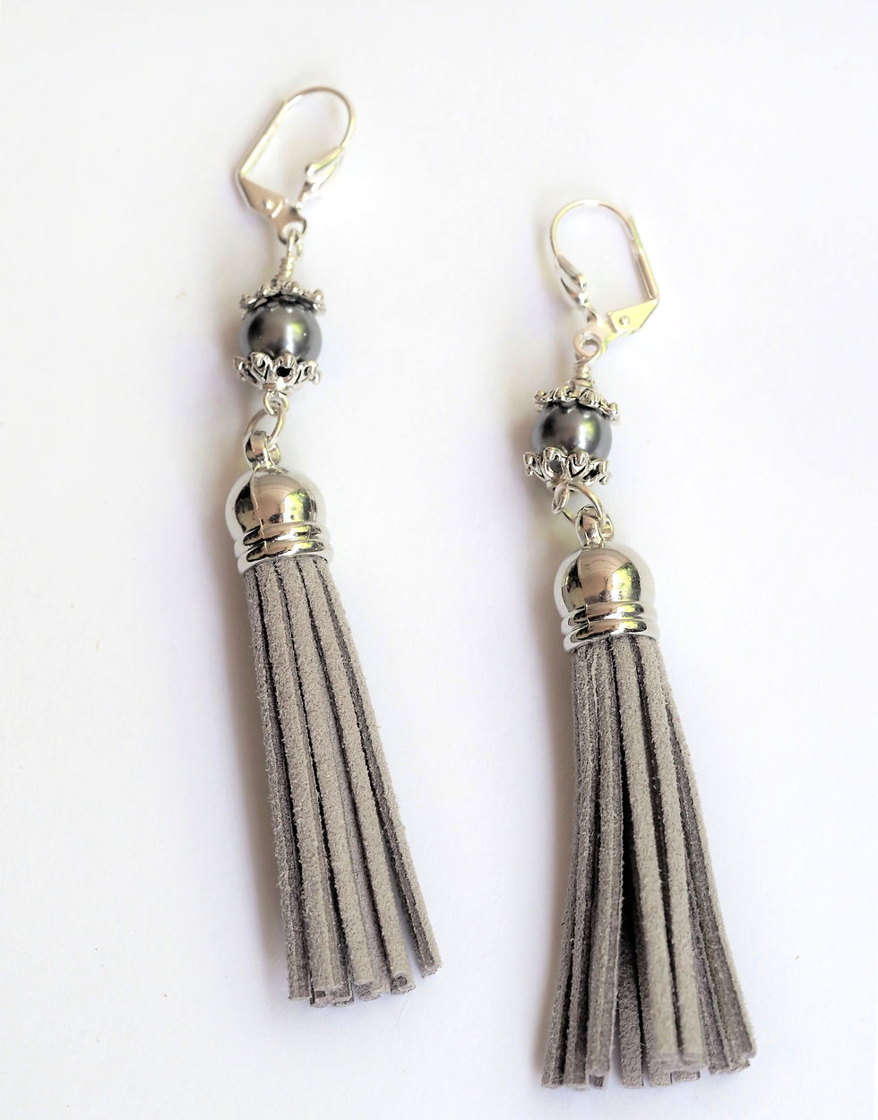 Grey Tassel Pearls