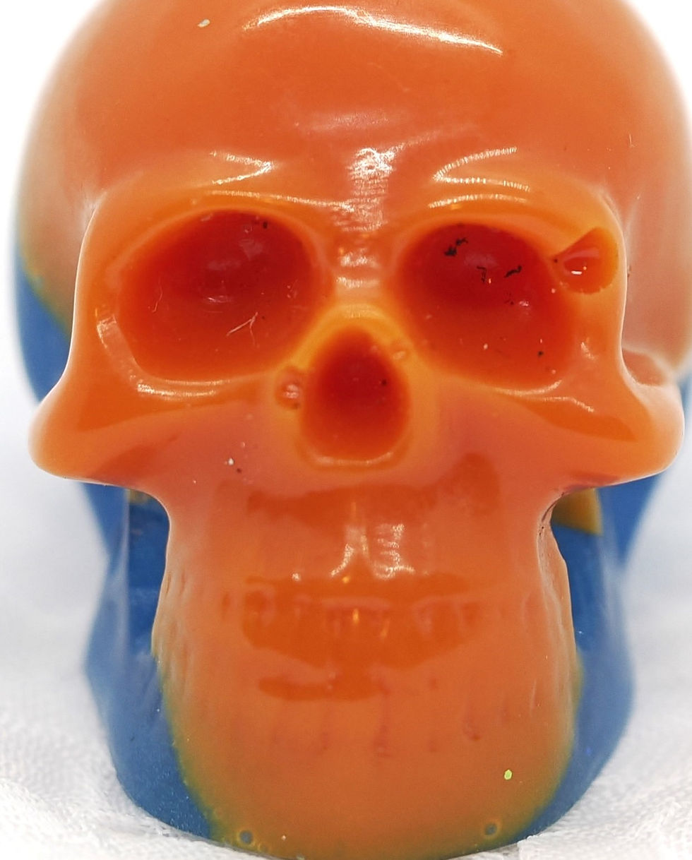 Thumbnail: Orange Blue Bottom