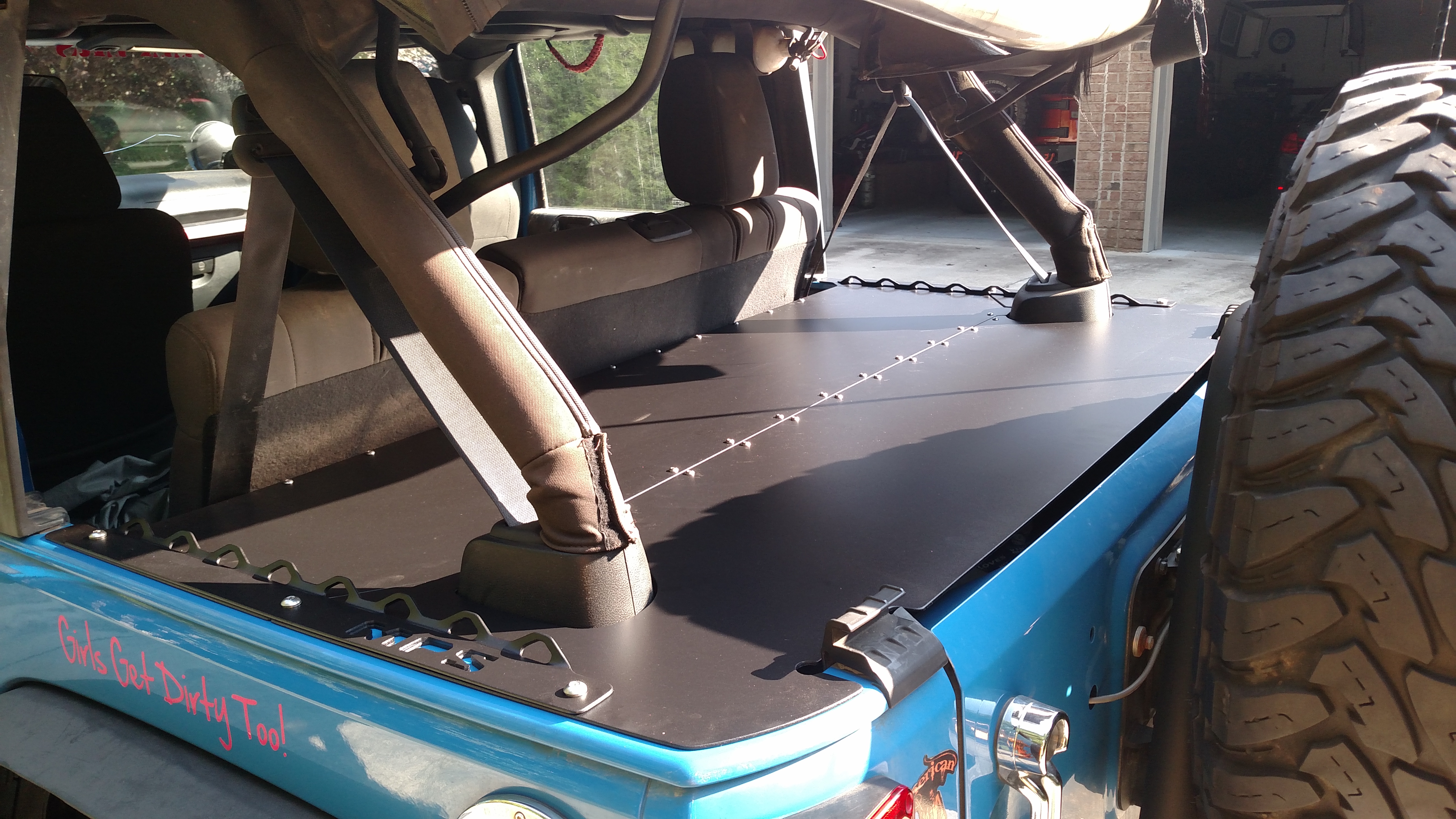 2011-18 JKU REAR CARGO DECK COVER