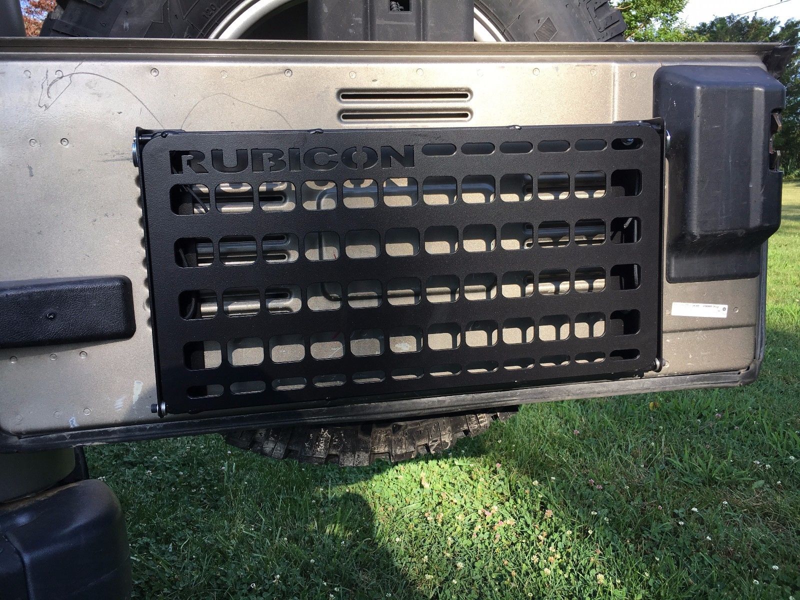 TJ, LJ FOLD DOWN TAILGATE PANEL