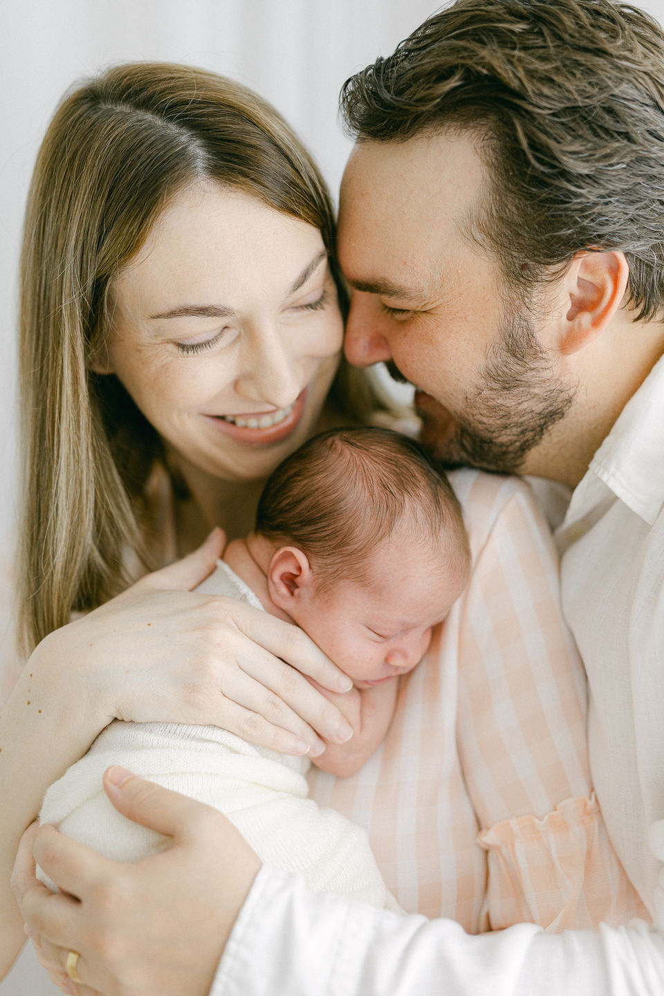 timeless newborn photos in brisbane