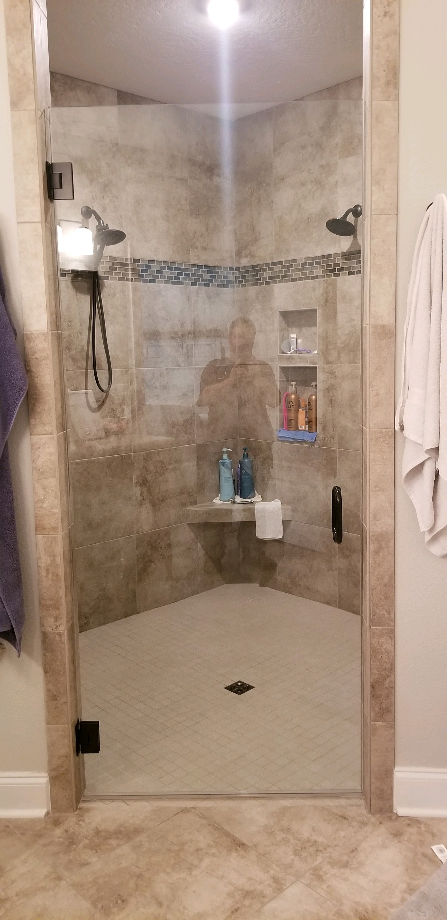 Heavy glass shower door