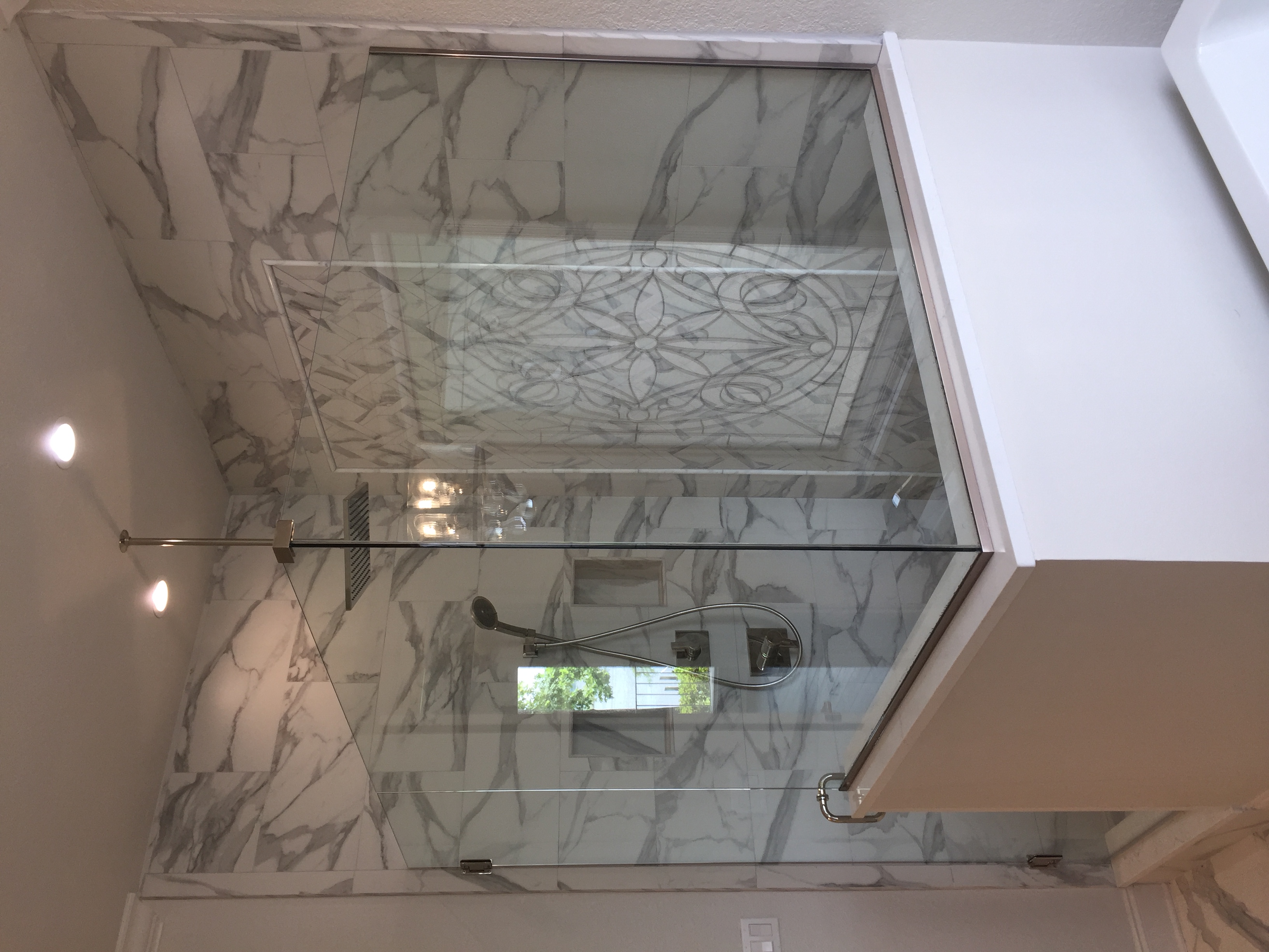 Heavy glass frameless shower