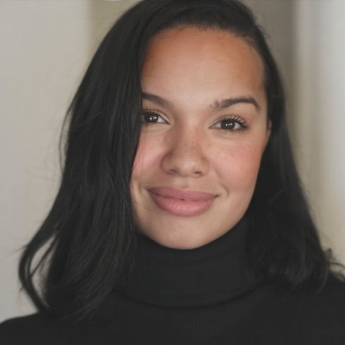 Alyx Treasure Headshot-Updated.jpg